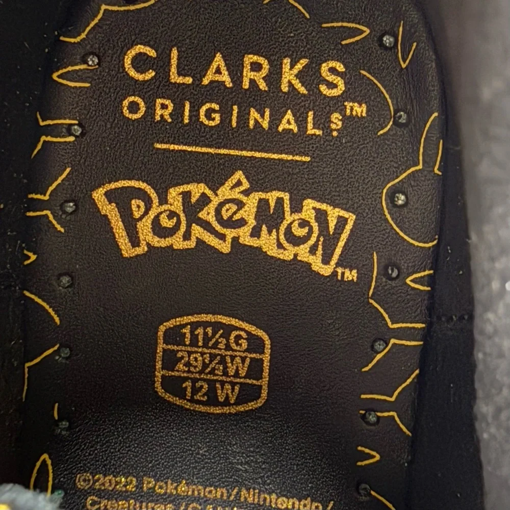 Clarks Kids Wallabee Go O Black Suede Pokemon Print Pikachu Shoes Boys Size 12W